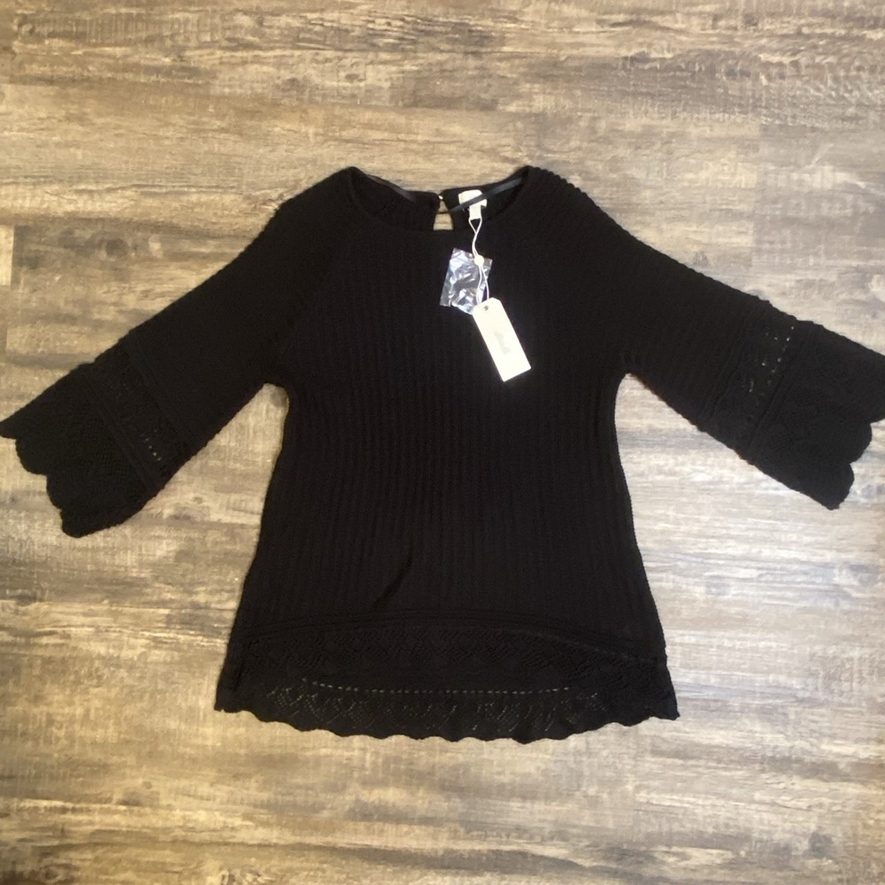 Greige Black Knit Bell Sleeve Sweater‎ Crochet Lace Trim Keyhole Back Medium NWT